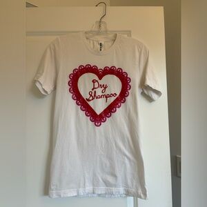 Heart graphic tee